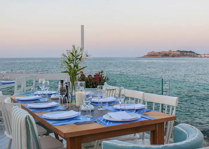 Cavo Seaside Suites (Adults Only)